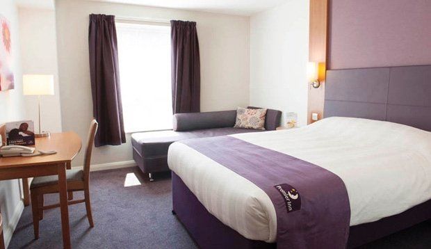 Premier Inn Milton Keynes Central Ngoại thất bức ảnh